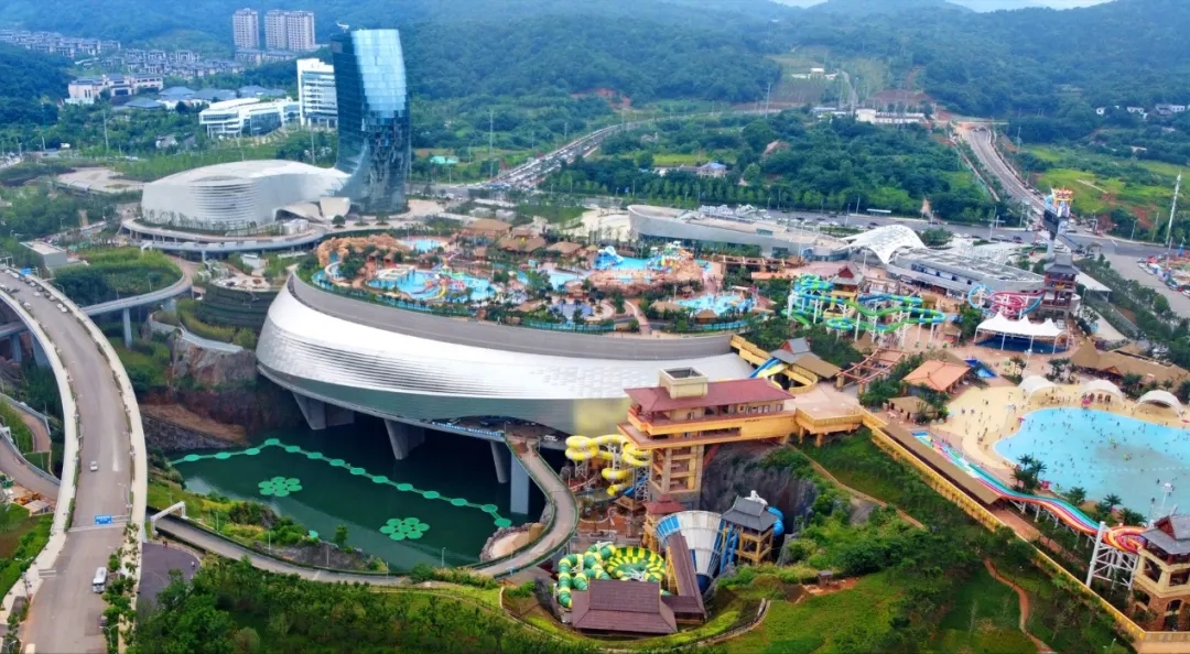 △ 湘江歡樂城冰雪世界建成實(shí)景.webp.jpg